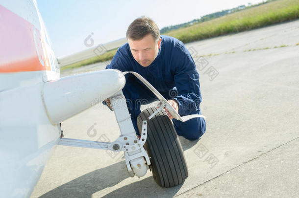 机场飞机汽车航空检查