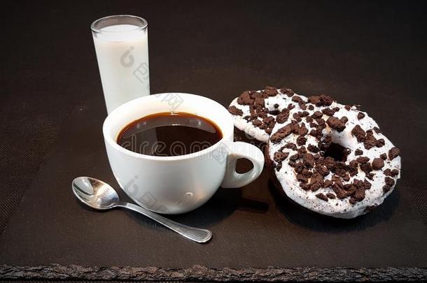 黑咖啡牛奶美白甜甜圈奥利奥甜甜圈