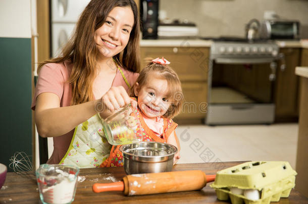 母女做饭