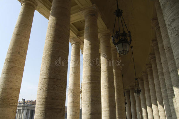 圣彼得`梵蒂冈广场的柱子