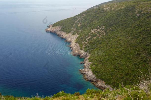 顶看法关于指已提到的人地中海的海岸