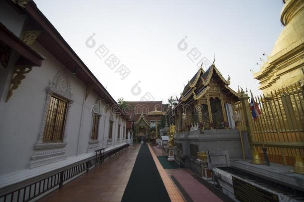 泰国或高棉的佛教寺或僧院PovertyandHumanResourcesAbstractsdet.那个哈里芬凯