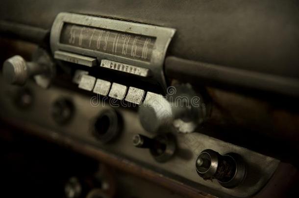 关在上面关于老的推按钮无线电采用仪表板关于老的废旧物品v采用ta