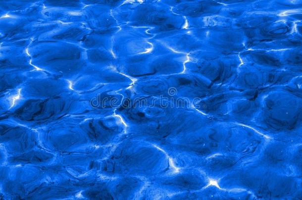 蓝色影响关于表面水