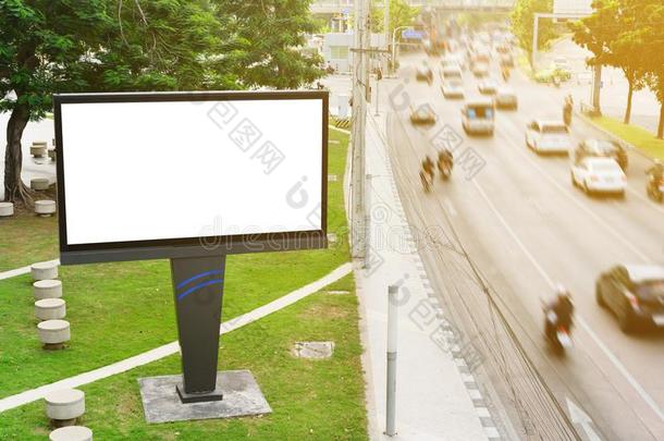 广告牌采用指已提到的人城市大街,空白的屏幕clipp采用g小路采用clude