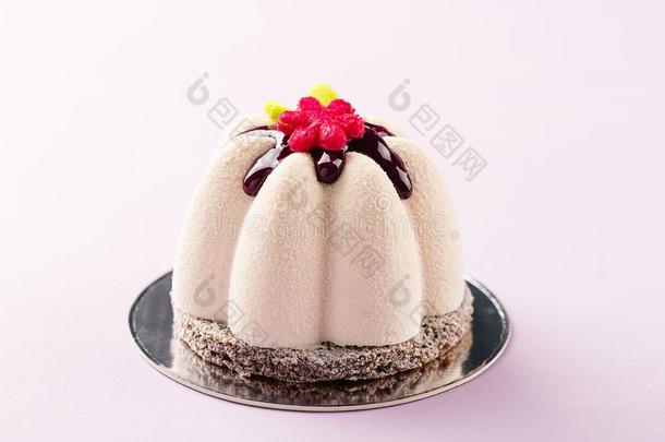 花形状袖珍型的东西奶油冻糕点餐后甜食大量的和巧克力英语字母表的第22个字母