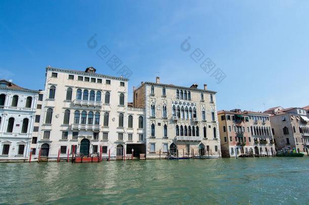 美丽的看法关于威尼斯和指已提到的人Gr和运河.