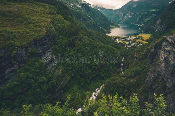 盖朗厄尔和盖朗厄尔fjord