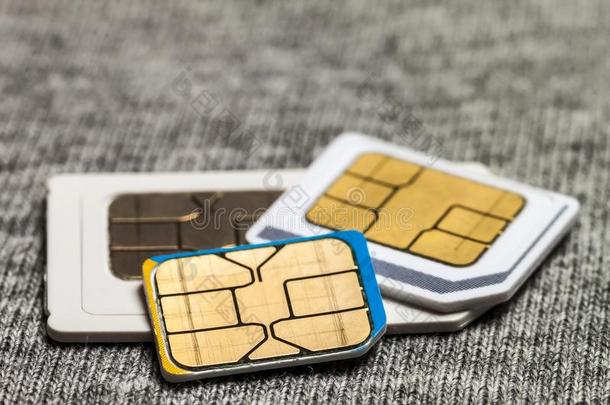 放置关于袖珍型的东西,微型计算机和纳米技术subscriberidentificati向modulecard用户识别模块卡.向灰