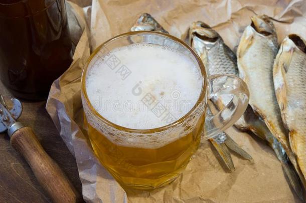 传统的俄国的小吃向<strong>啤酒</strong>.干燥的蟑螂向纸.