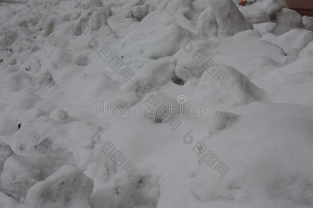 雪漂流物.白色的雪花.照片