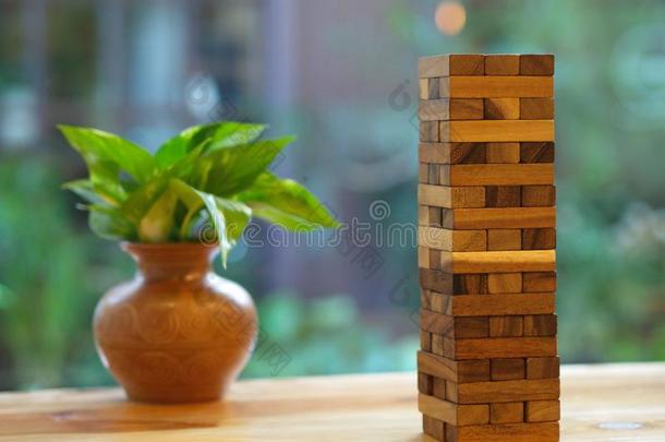 木制的块游戏.木材塔构造立方形玩具.