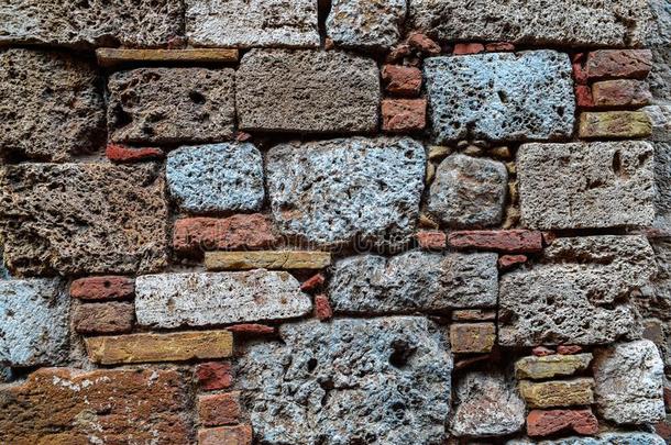 砖和石头墙