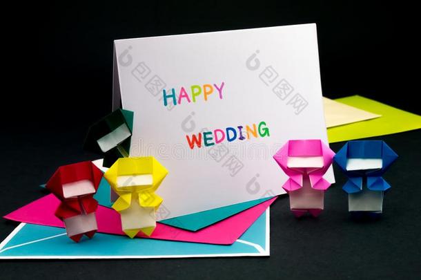 信息卡片为你的家庭和朋友;幸福的婚礼