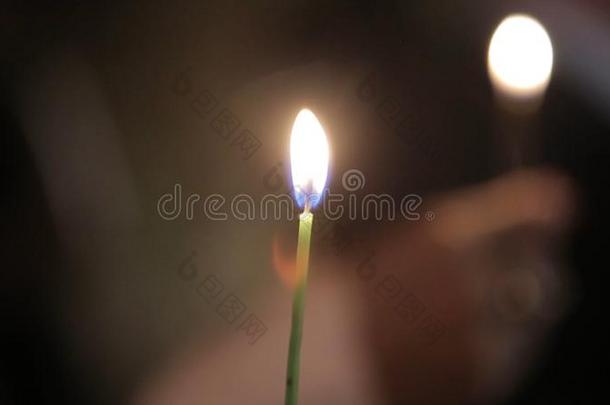 照明一蜡烛和一比赛向得到一浪漫的蜡烛light.一m
