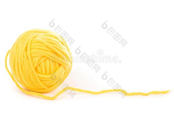 黄色的球关于羊毛和辐条