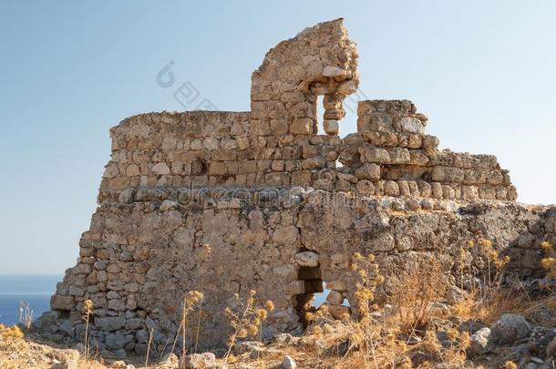 毁坏关于指已提到的人中古的FRAKLOS城堡,罗兹地貌名称岛