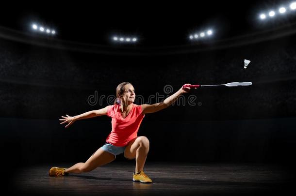 女人羽毛球演员有关运动的过道DOS命令：显示DOS版本号