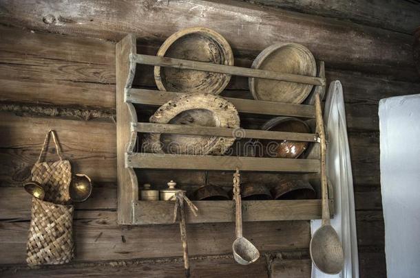 房屋博物馆,历史的俄国的小屋采用哪一个用来表示某人或某物即主语本身bear的过去分词查帕耶夫