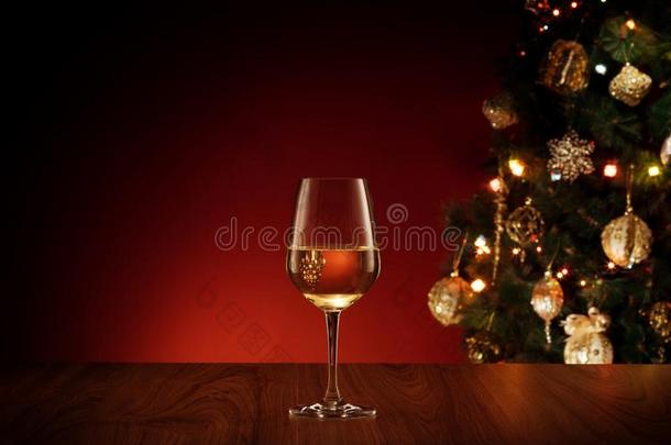 新的年葡萄酒玻璃