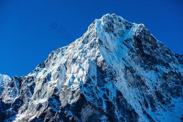 下雪的山关于指已提到的人喜马拉雅山脉