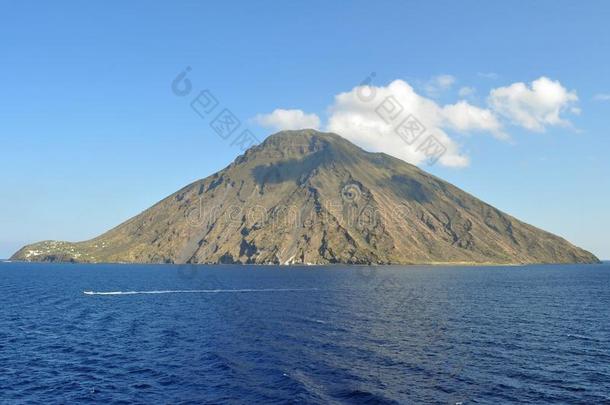 登上火山边缘之恋