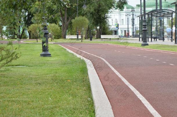 现代的跑步小路采用指已提到的人公园,位为文本