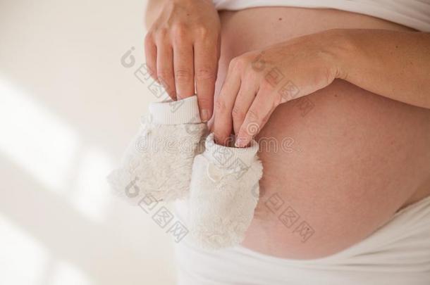 指已提到的人胃关于一pregn一ntwom一n一ndb一by材料短袜1