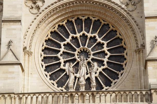 法国的建筑学-紧握迷人的关于看法视力在外面,在外部