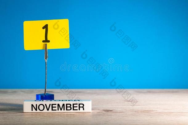 十一月1SaoTomePrincipe圣多美和普林西比.一天1关于十一月月,日历向工作场所机智