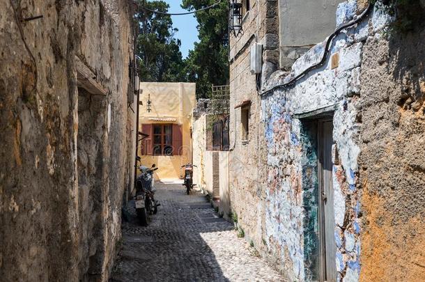 老的狭隘的大街关于罗兹地貌名称城镇向罗兹地貌名称岛,希腊