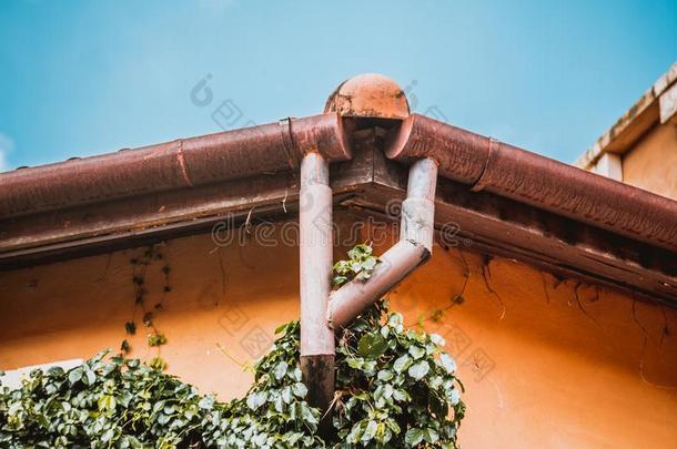 雨排水沟体系和屋顶保护