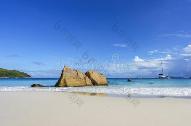 令人晕倒的天堂海滩在昂斯拉齐奥区,普拉兰岛,塞舌尔51