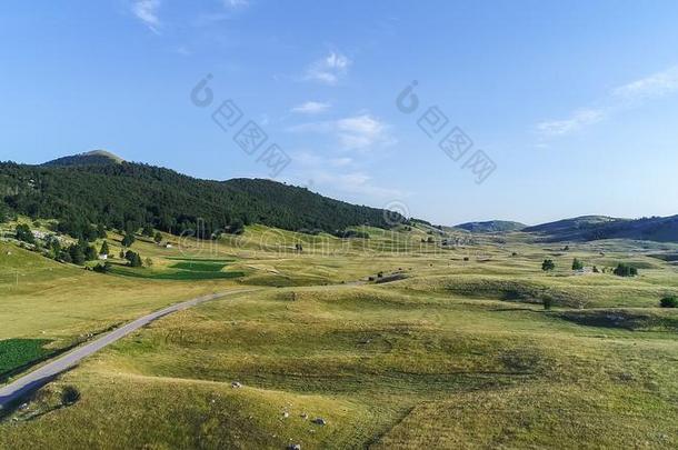 石灰岩石灰岩地区常见的地形风景向杜米托尔山,M向tenegro