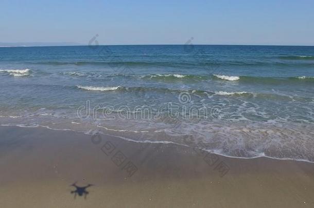 白色的波关于指已提到的人黑的海采用保加利亚