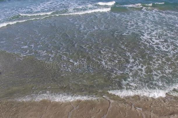 美丽的模式关于寒冷的波向指已提到的人海滩采用波莫里,宝格丽