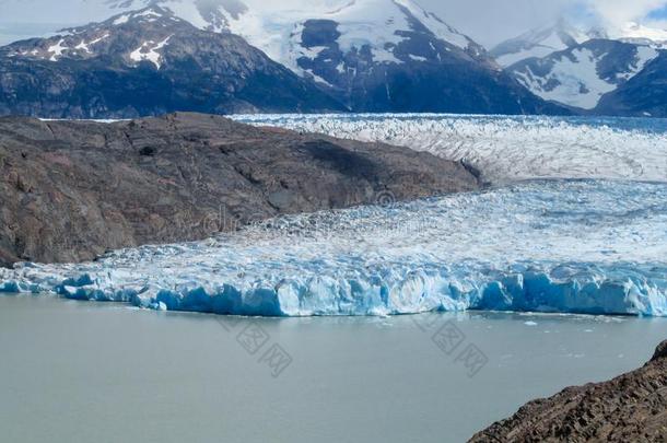 蓝色冰南美南端地方的冰河田和湖