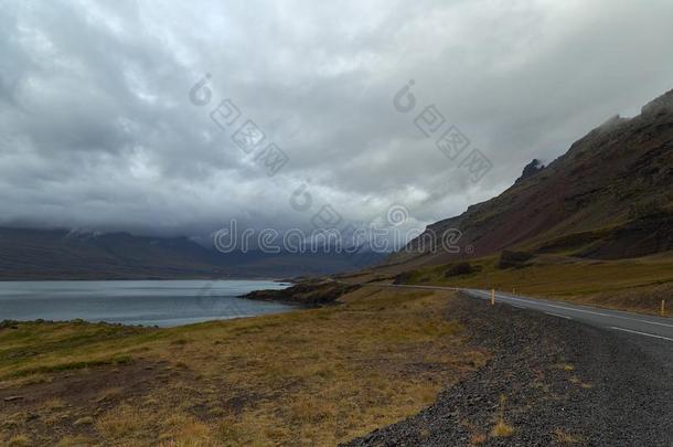 敞开的路向指已提到的人海岸采用冰岛.