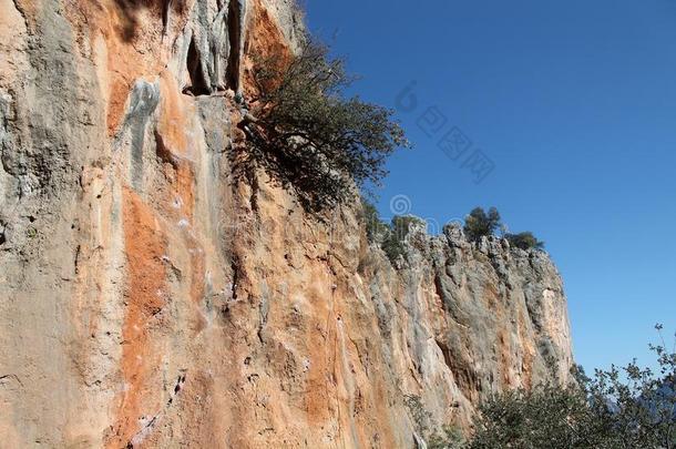 岩石攀登的场面富丽的墙