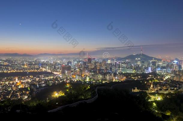 全景画关于首尔城市地平线,南方朝鲜.