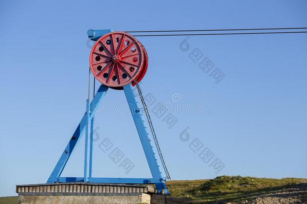 关-在上面看法关于钢大的轮子关于索道采用喀尔巴阡<strong>山脉</strong>的登上