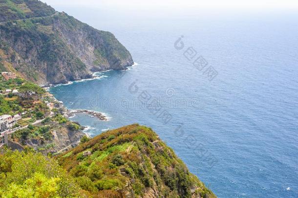 看法从山向蓝色海.