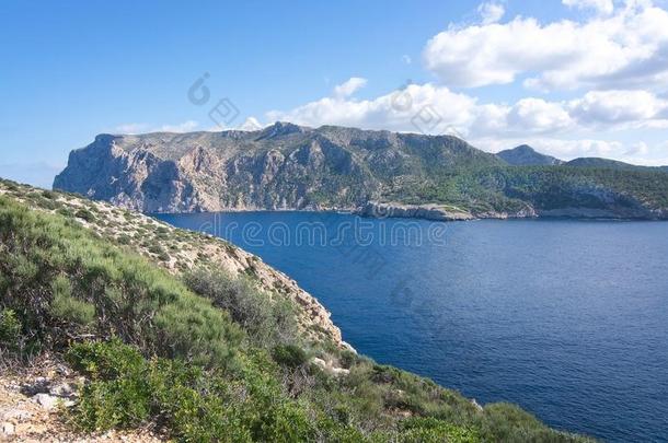 龙涅拉风景看法