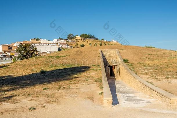 安特克拉多门斯地点-看法在维埃拉史前<strong>墓石</strong>牌坊,西班牙