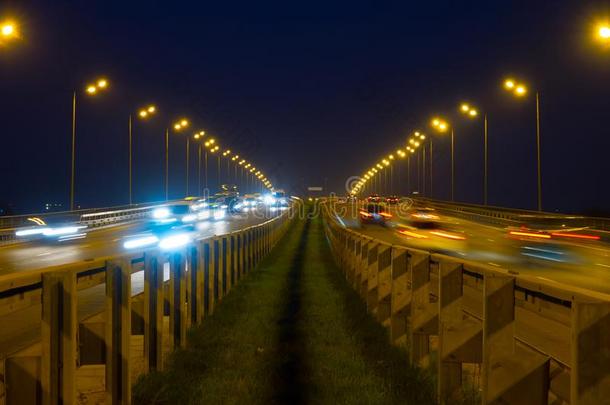 公路交通cablerelayst在i向s电缆继电器站在夜布莱德.cablerelaystati向s电缆继电器站活动的向路向Bri