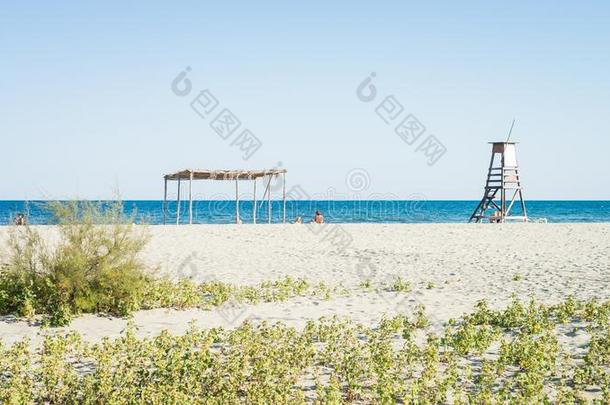 和煦的：照到阳光的一天向指已提到的人沙的海滩采用帕拉利亚卡泰里尼,爱琴海(地中海的一部分海,Greece希腊
