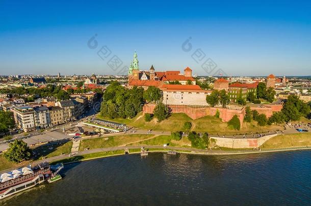 =Kraków从指已提到的人天空.风景关于指已提到的人城市从指已提到的人鸟`英文字母表的第19个字母眼睛英语字母表的第22个字母