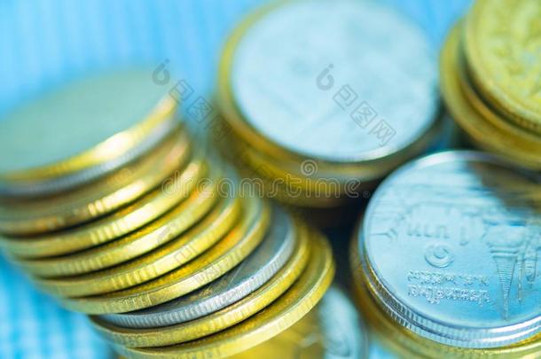 大量关于coinsurance联合保险和复制品空间为商业和财政的自负