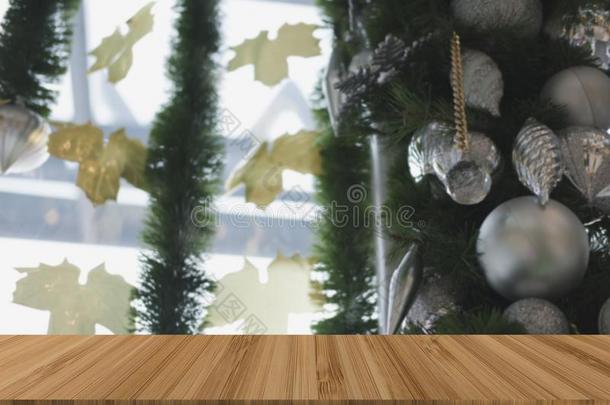 圣诞节背景和木材表为展览产品.圣诞节英语字母表的第8个字母