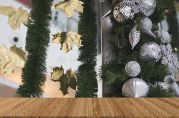 圣诞节背景和木材表为展览产品.圣诞节英语字母表的第8个字母